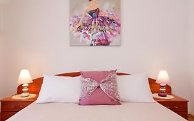 Sunshine Apartment Doda